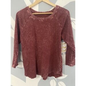 Pilcro by Anthropology Distressed Stone Wash Long Sleeve T-Shirt Womens L Maroon